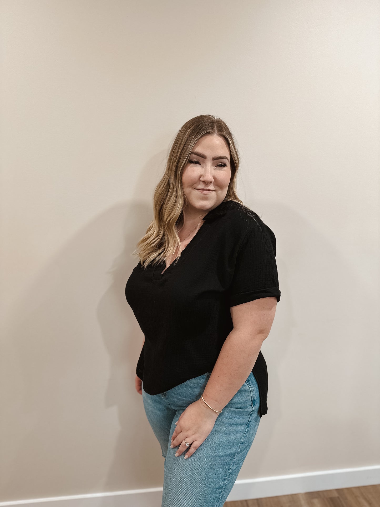 The Linen Collared Top
