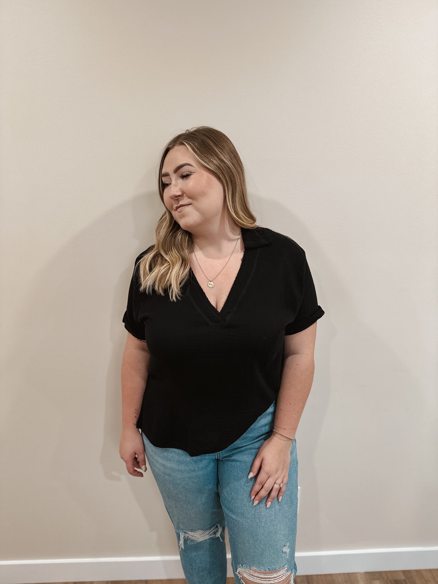 The Linen Collared Top